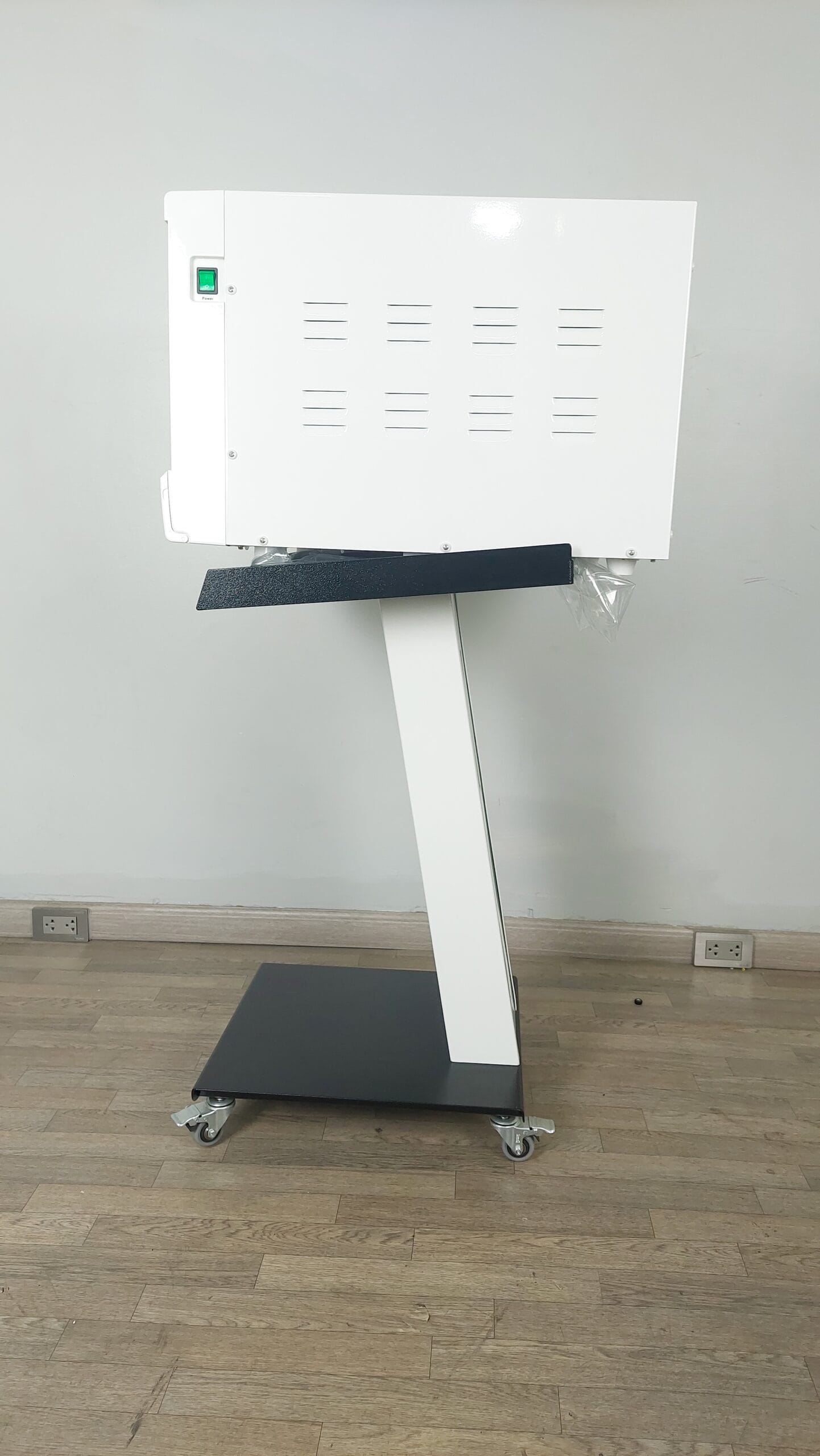 Autoclave FOMOS Foster 22L<span class="flyd-subtitulo-bold">Tecnología y Esterilización Profesional</span> Autoclave FOMOS Foster 22L<span class="flyd-subtitulo-bold">Tecnología y Esterilización Profesional</span> - Odontología Profesional FlyD SAC