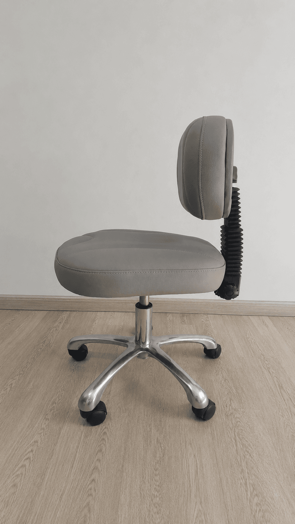 Taburete Odontológico Brave<span class="flyd-subtitulo-bold">Asiento Clínico Profesional Ergonómico</span> Taburete Odontológico Brave<span class="flyd-subtitulo-bold">Asiento Clínico Profesional Ergonómico</span> - Odontología Profesional FlyD SAC