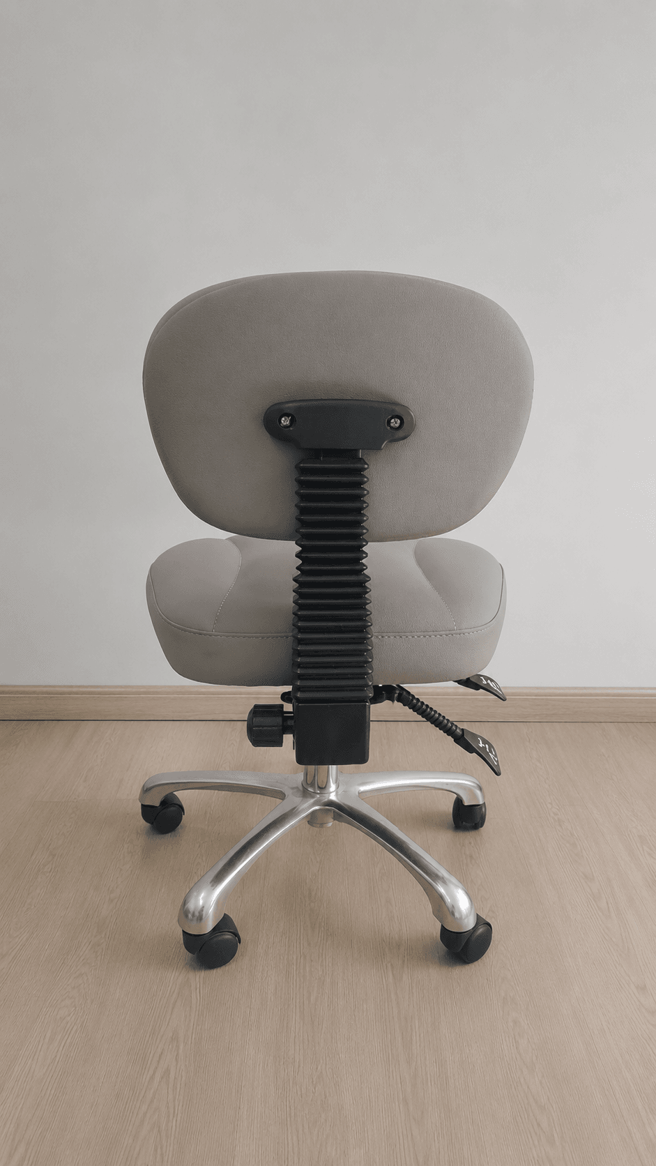 Taburete Odontológico Brave<span class="flyd-subtitulo-bold">Asiento Clínico Profesional Ergonómico</span> Taburete Odontológico Brave<span class="flyd-subtitulo-bold">Asiento Clínico Profesional Ergonómico</span> - Odontología Profesional FlyD SAC