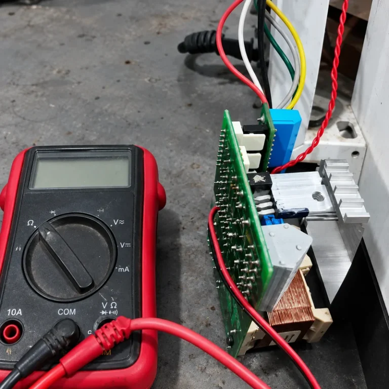 Servicio Técnico por Cortocircuito en Autoclave Odontológica Servicio Técnico por Cortocircuito en Autoclave Odontológica - Garantía y Servicio Técnico FlyD