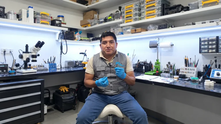 ¿Cómo Colocar Correctamente un Terminal Borden en una Pieza de Mano?